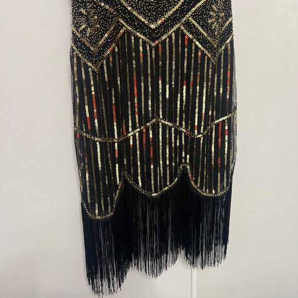 Flapper Costume Set Size Medium Gold and Black Sequins Costume Set Size Medium - Picture 5 of 10